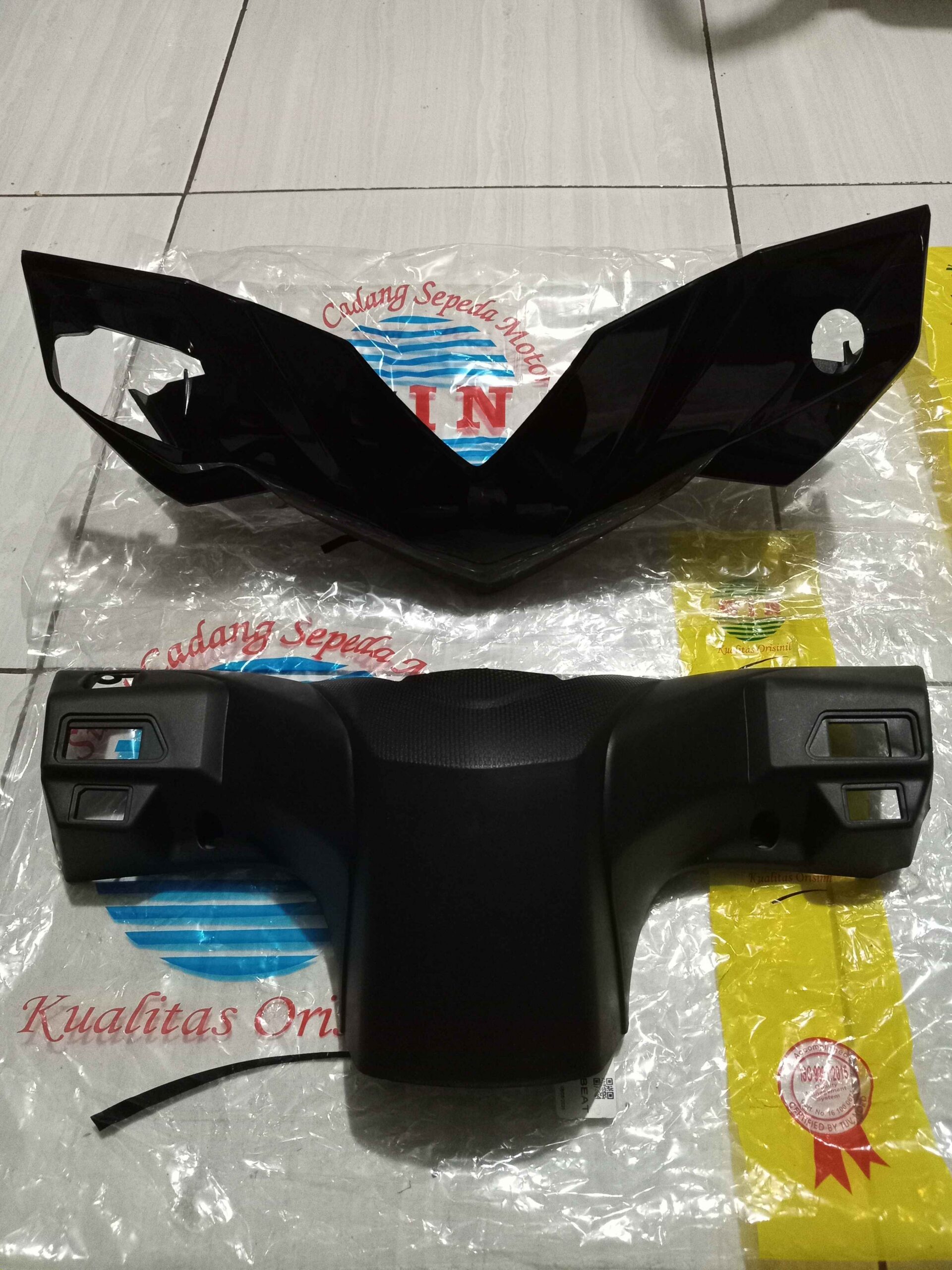 Batok Totok Depan Belakang Front Rear Handle Cover BEAT KARBU HITAM KVY 2008 2009 2010 2011 2012 Merk Win