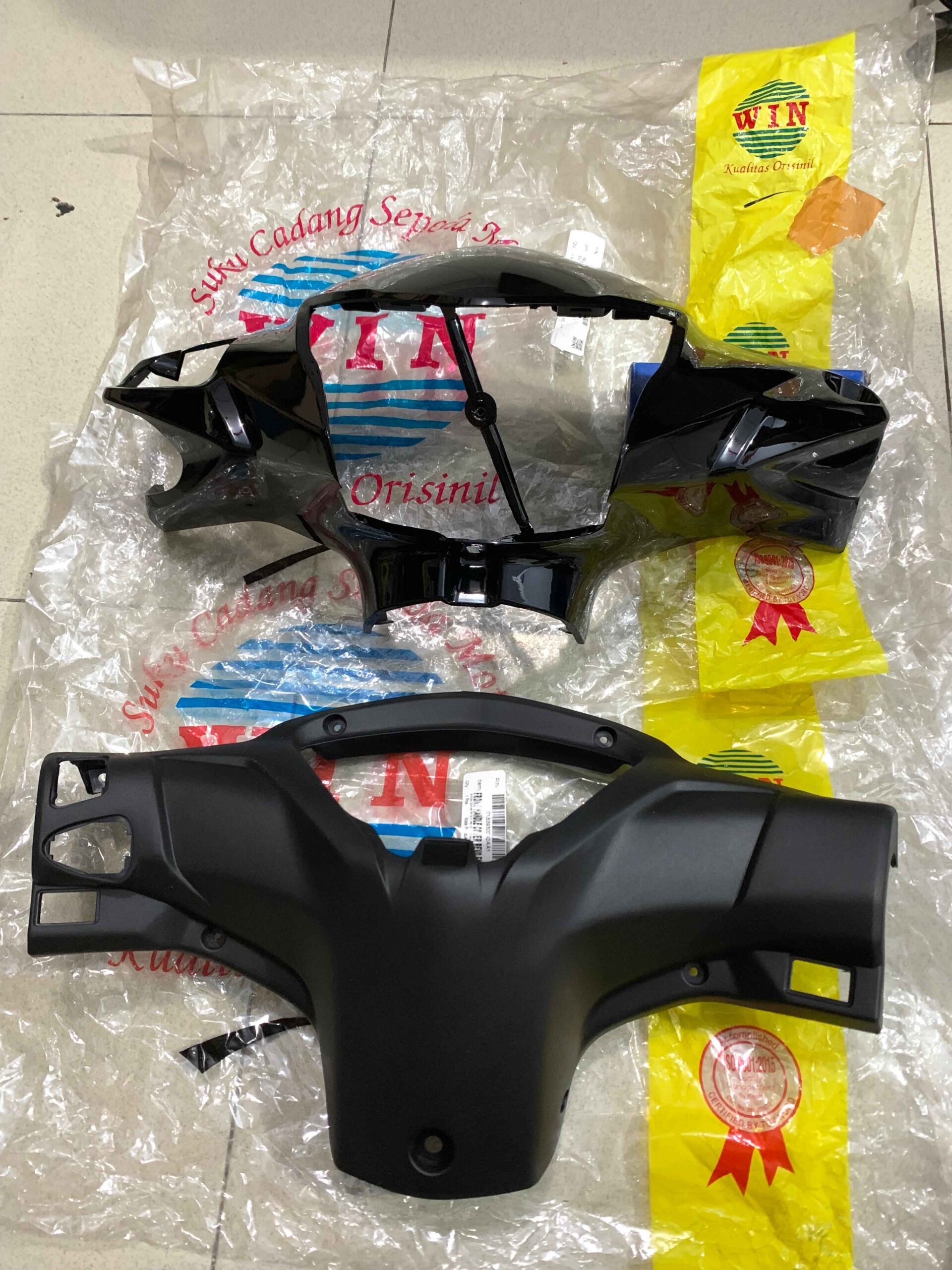 COD Batok Totok Depan Belakang Front Rear Handle Cover REVO FI REVO X REVO FIT FI HITAM 2014-SEKARANG Merk WIN