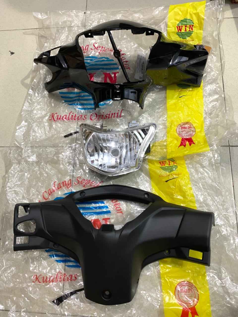 Batok Totok Depan Belakang Front Rear Handle Cover + Reflektor REVO FI REVO X REVO FIT FI HITAM 2014-SEKARANG Merk WIN