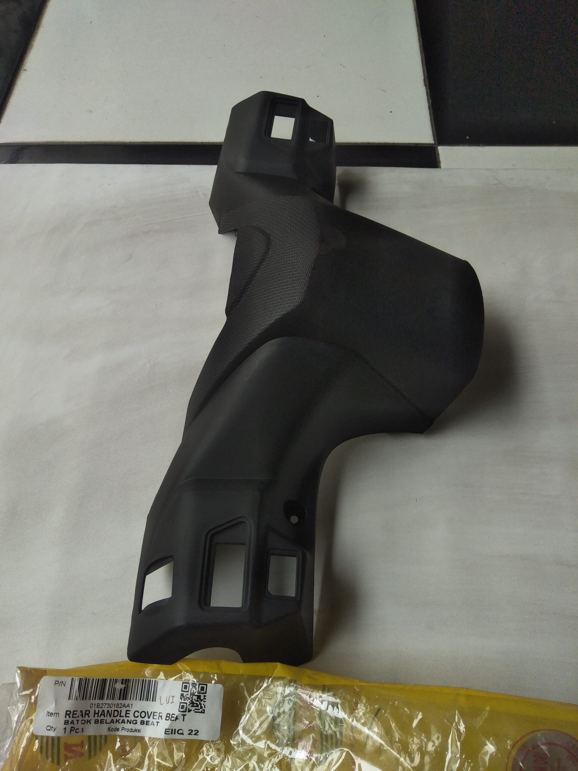 Batok Totok Belakang Rear Handle Cover BEAT KARBU KVY 2008 2009 2010 2011 2012 Merk Win