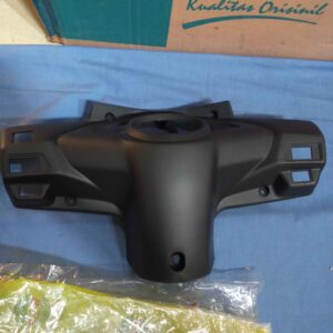 Batok Totok Belakang Hitam Rear Handle Cover VARIO Karbu KVB 2006 2007 2008 2009 2010 2011 2012 2013 Merk Win
