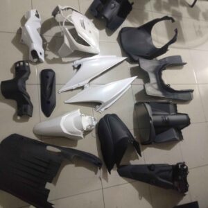 Complete Komplit Body Bodi Kap FULL Set 13 ITEM Body Bodi BEAT KARBU PUTIH KVY 2010 2011 2012 Merk Win